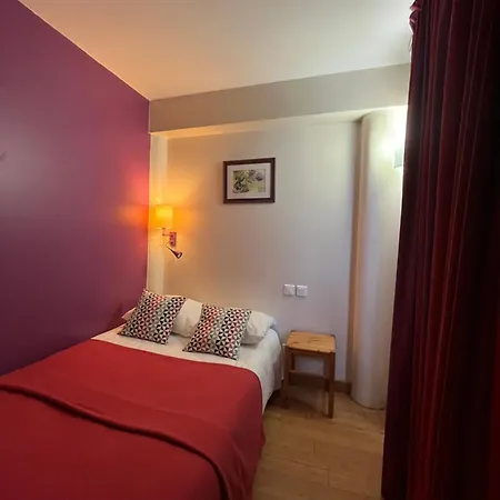 Le Progres Dorlotel Hotel 2*